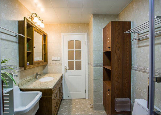 美观的卫生间浴柜装修效果图