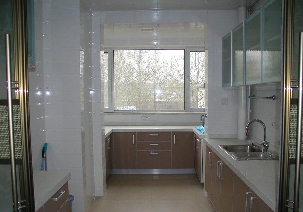 越秀健明迪装饰