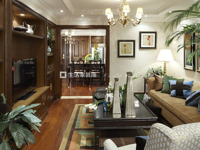 飘窗自由美式 实景图 紫金东郡