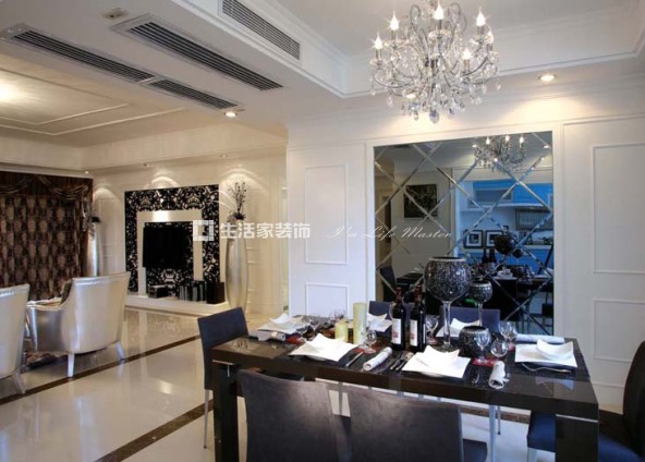 储物柜大连装修 鸿玮澜山