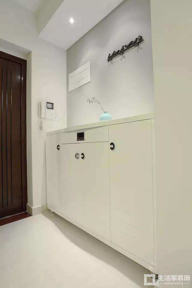 家装 阶梯状鞋柜2