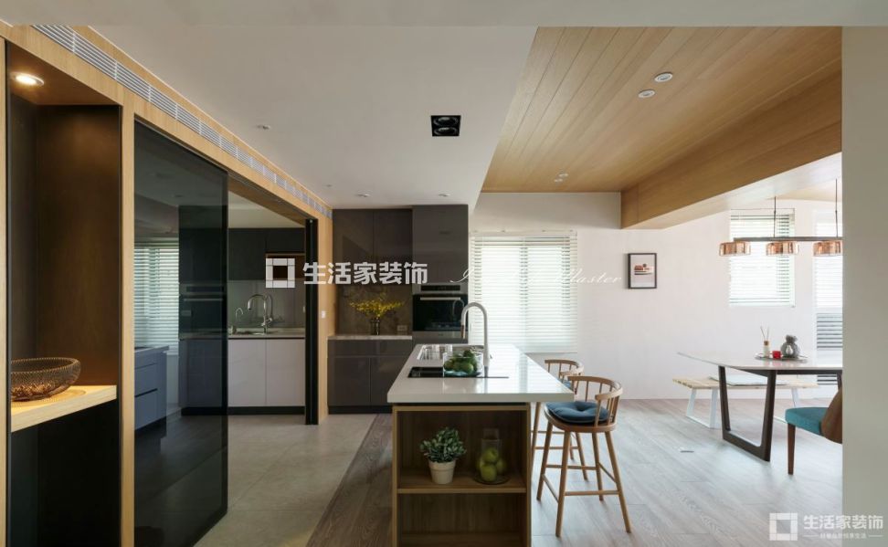 电视墙跃层家装案例 双流自建房
