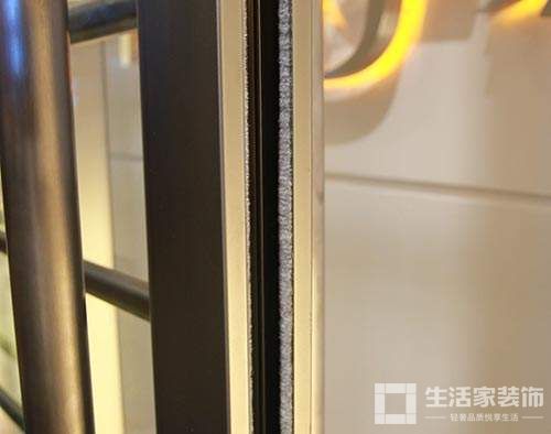 门的隔音性