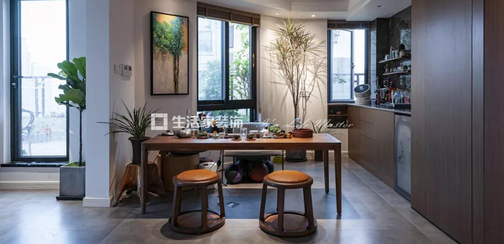 储物柜200㎡四室轻奢装修