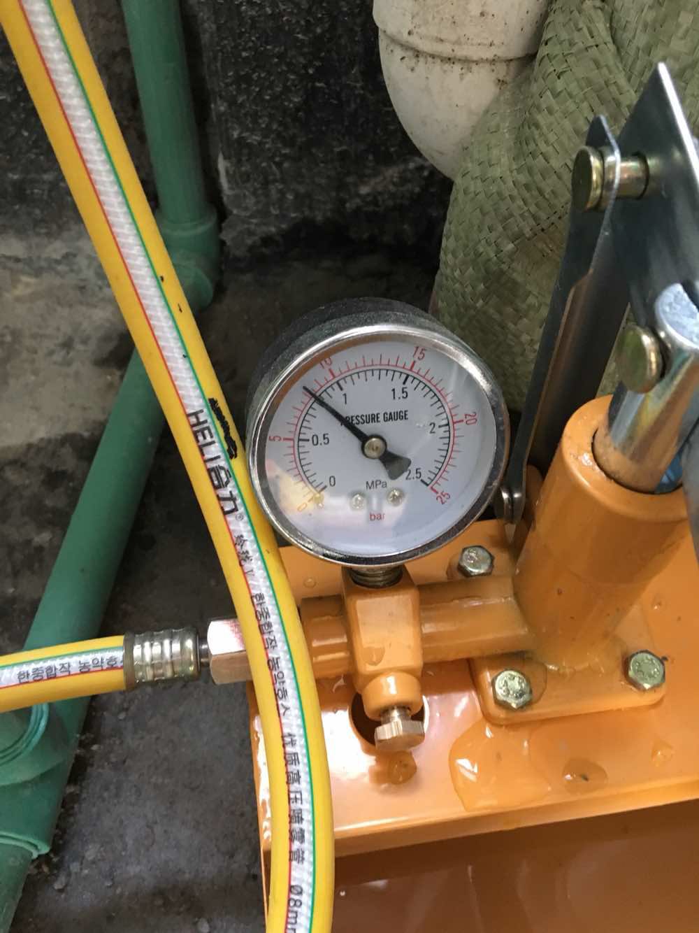 蓝晶绿洲水电验收效果图